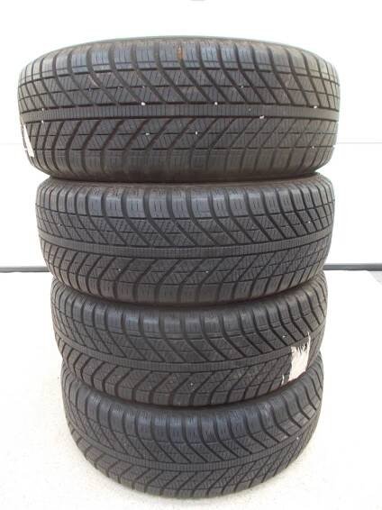 195/60/16 89H GOODYEAR Vector 4Seasons, celoroční