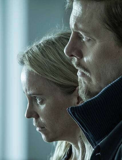 Most - Epizoda 2 - Z filmu - Sofia Helin, Thure Lindhardt