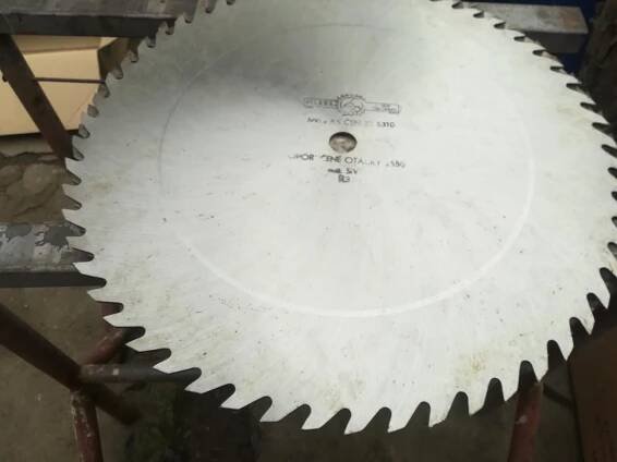 Pilový kotouč na dřevo 600X3,5X30mm - Nářadí