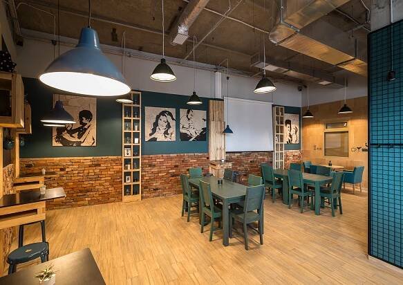 De Famille — OLGA NAIDA design buro