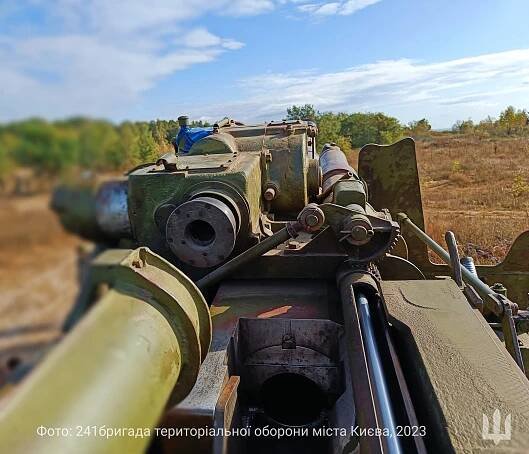 CZK - AV-15 (automobil vyprošťovací) - 