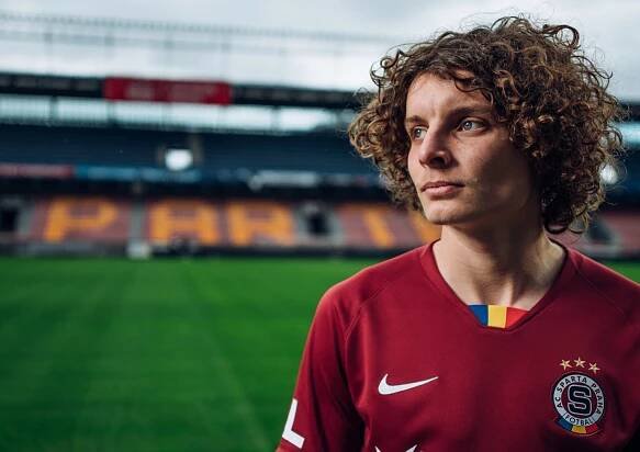 Jsme tady správně? Jablonec krátkým videem oznámil příchod dvou fotbalistů z pražské Sparty - Ruik.cz