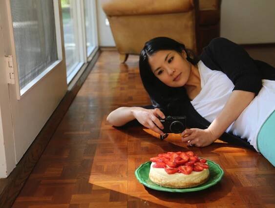 Lynn Chen of The Actor's Diet on The Dinner Special podcast talking about starting her blog.