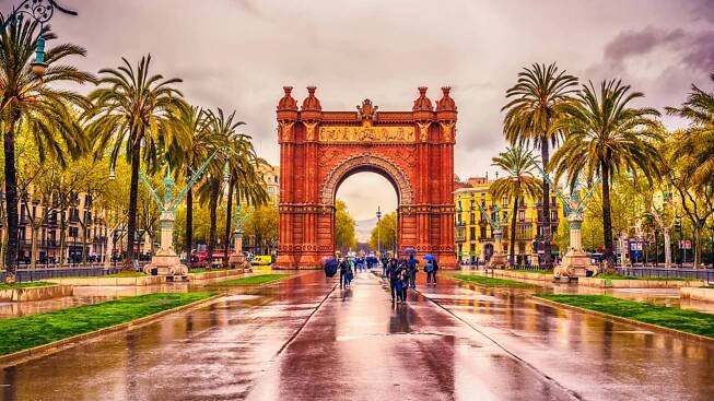 Arc de Triomf de Barcelona amb pluja