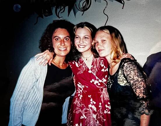 Kirsten Smith, Larisa Oleynik, Julia Stiles, 10 Things I Hate About You behind the scenes