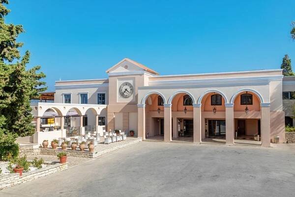 Roda Beach Resort & Spa