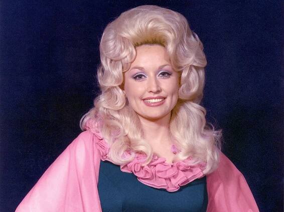 Dolly Parton Shares Her Six Fashion Rules