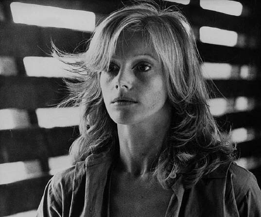 Sondra Locke Biography – Facts, Childhood, Family Life, Achievements