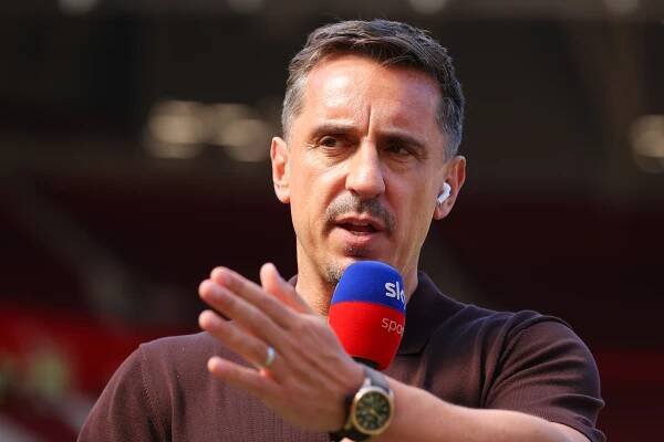 'A disease' - Gary Neville blasts Arsenal tactics during Liverpool defeat