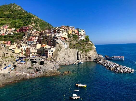 Hiking the Blue Trail in Cinque Terre (Sentiero Azzurro)