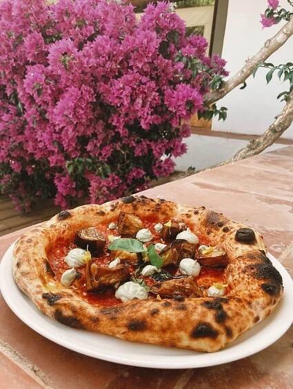 White Ibiza Journal Mimi Pizza Bistrot