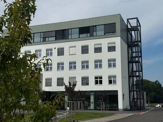 POLIKLINIKA TRNOVÁ - Centrum jednodenní chirurgie Pardubice