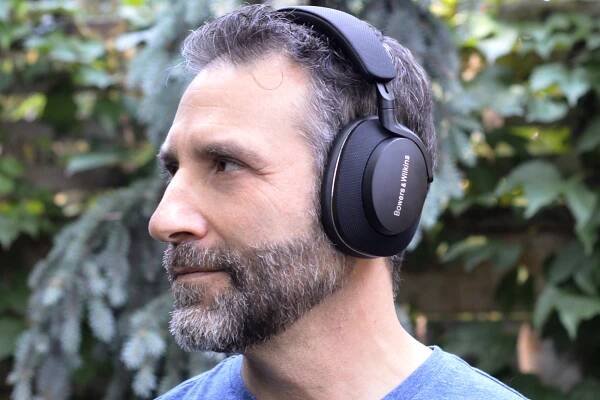 Side view of man wearing Bowers & Wilkins Px7 S2.