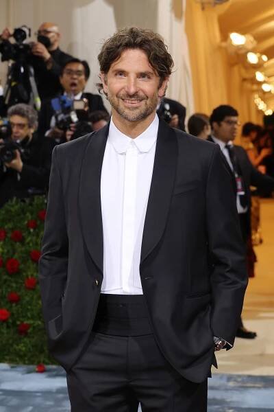 Bradley Cooper on the red carpet at the 2022 Met Gala.