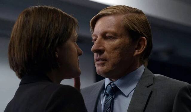 Na jezeře - Čínská dívka - Z filmu - Elisabeth Moss, David Wenham