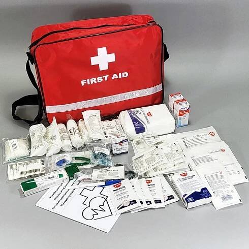 Zdravotnická brašna FIRST AID s náplní ŠKOLA