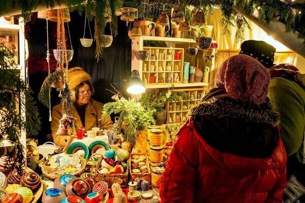 Vánoční adventní trhy Budyšín Foto:  https://www.wenzelsmarkt-bautzen.de/cs/