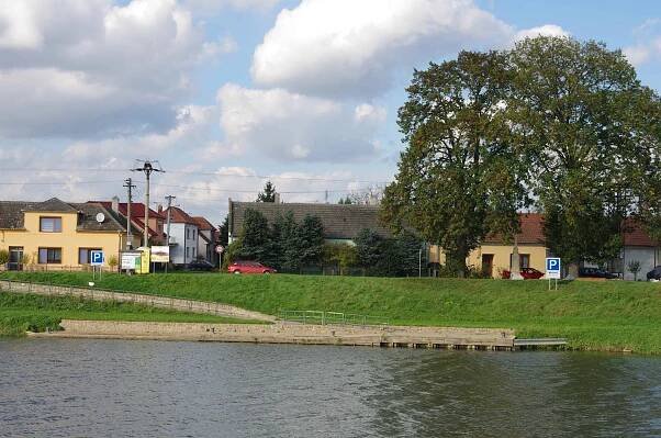 Přístaviště Kostelany nad Moravou
