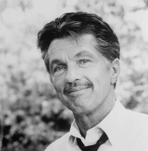 Tom Skerritt in Ocelové magnólie (1989)