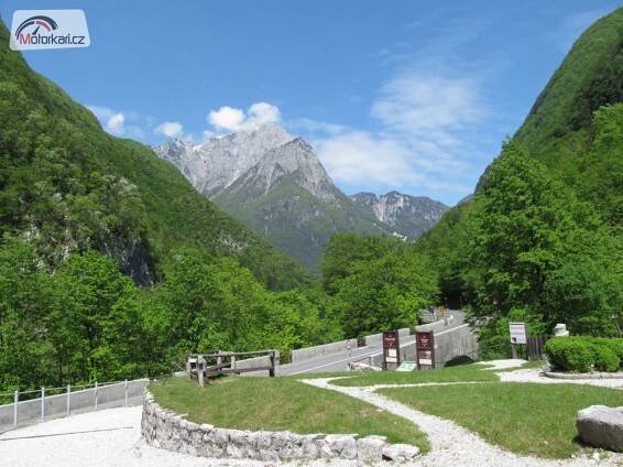 Fotogalerie Slovinskem, po silnicích, nemocnicích...za sucha za mokra cestopis na mot