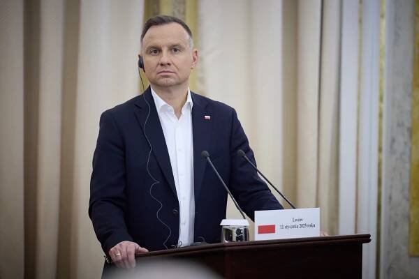 Volodymyr Zelenskyy, Andrzej Duda and Gitanas Nausėda held a meeting in the format of the Lublin Triangle in Lviv — Official