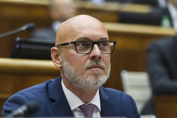 Vyhovárajú sa na opozíciu. Progresívci aj SaS kritizujú vládu v súvislosti s ďalšou novelou Trestného zákona