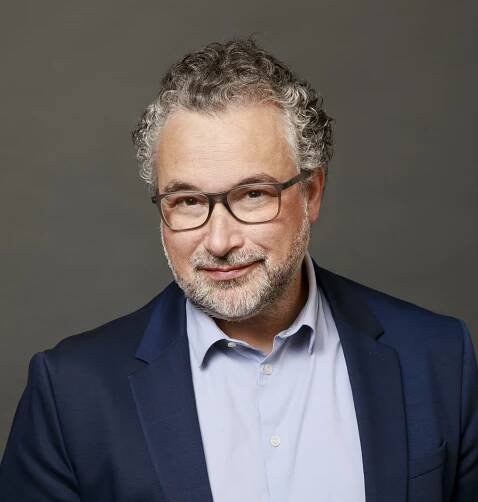 LaLettreR – L'envers du portrait !