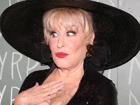 Bette Midler Found A Worm In Her Cell Phone
