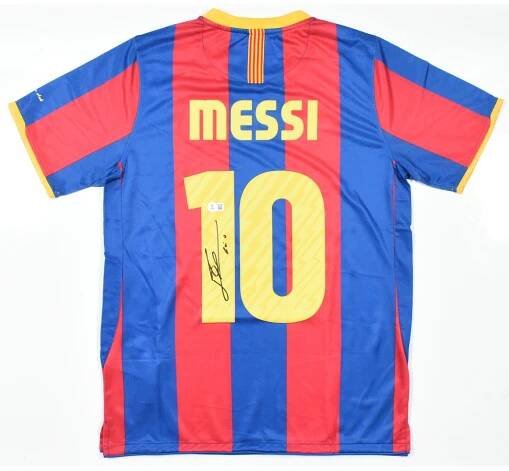 Lionel Messi Signed FC Barcelona Home Soccer Jersey #10 - Beckett W Hologram *M