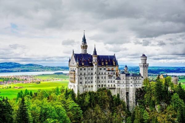Neuschwanstein & Linderhof - Pure Bavaria Tours