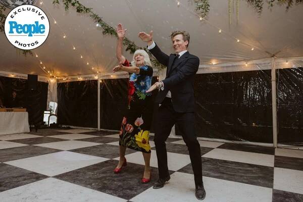 Seth Meyers' Brother Josh Meyers Marries McKenzie Rollins