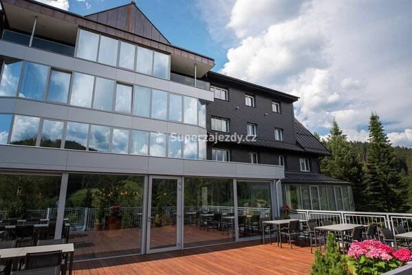 SPA HOTEL LANTERNA VELKÉ KARLOVICE - Česká Republika - Beskydy a Valašsko - Beskydy a Valašsko | Superzajezdy.cz