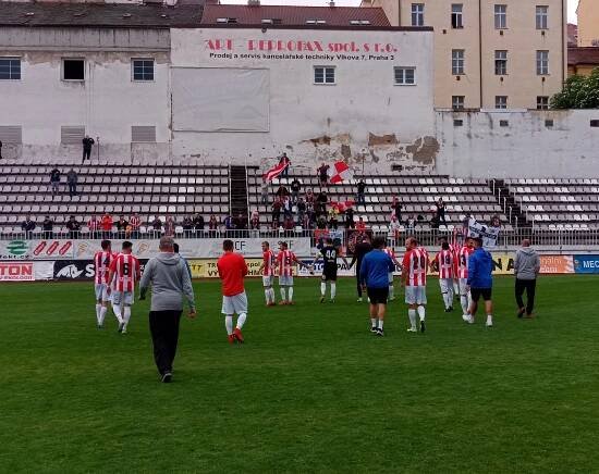 Těsnou, ale zaslouženou výhru trefil v závěru z penalty Súkenník.