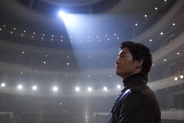 Deo teneo liriko seupinto - Z filmu - Ji-tae Yoo
