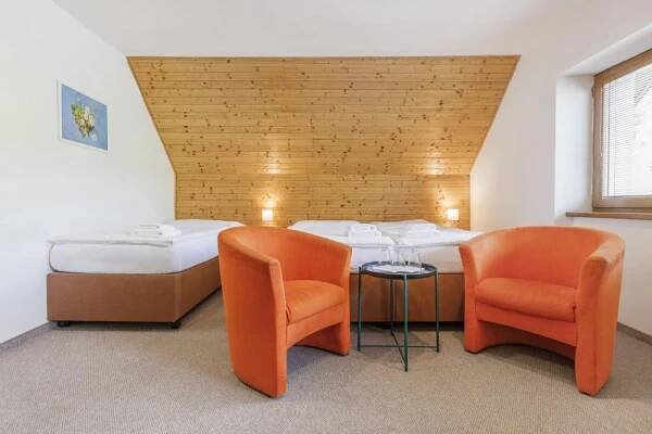 Resort Rusava a.s. - Třílůžkový pokoj