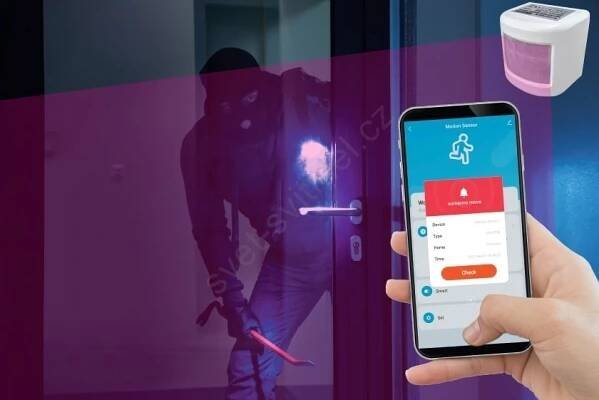Chytrý senzor pohybu 3xAAA Wi-Fi Tuya