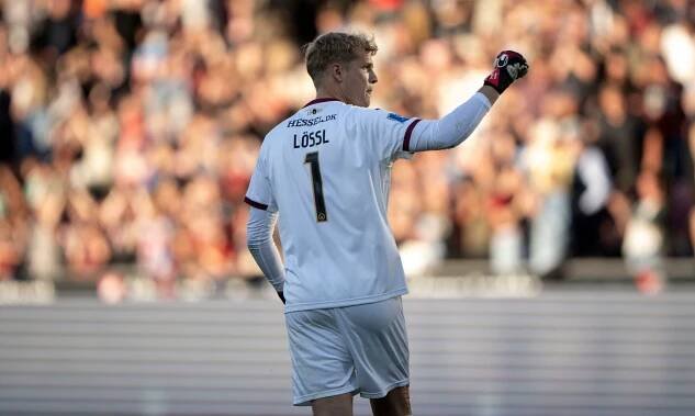 Jonas Lössl forlænger og får fremtidig rolle i FC Midtjylland