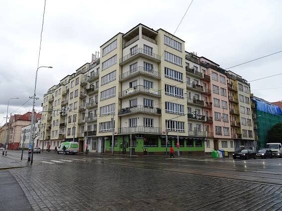 Soubor:Holešovice, Dělnická 71, Jankovcova 17.jpg – Wikipedie