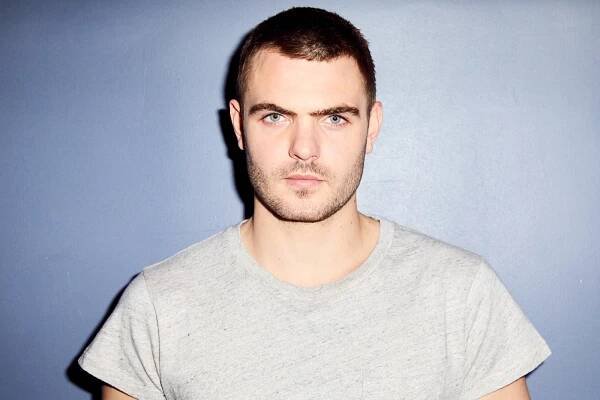 34 Facts About Alex Roe