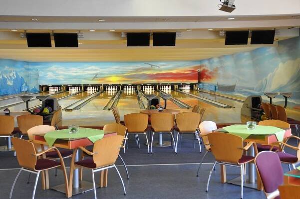 Bowling - Služby - Zámecká sýpka Blansko - hotel a restaurace nedaleko Brna