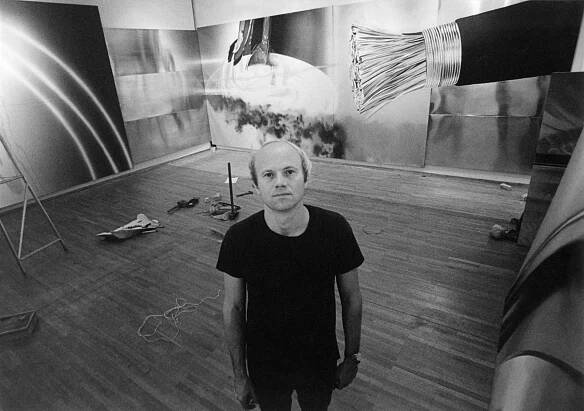One of the most important painters of post-war American art, James Rosenquist established a reputation as a founding member of...