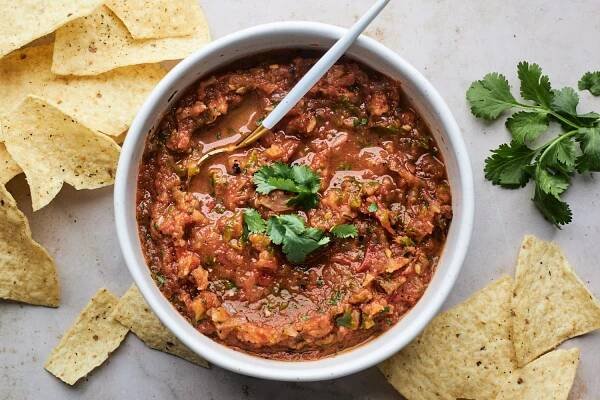 Easy Charred Salsa Roja • Olive & Mango
