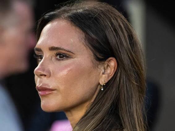 Victoria Beckham's red hot lipstick transforms her posh pout