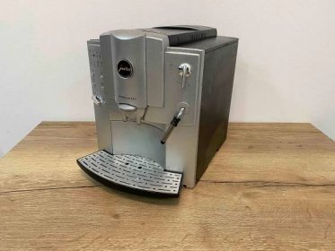 Kávovar Jura - Malé elektrospotřebiče