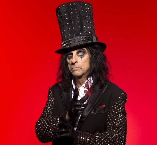 Střílíme, střílíme, poteče krev, láká Alice Cooper na koncert do Brna
