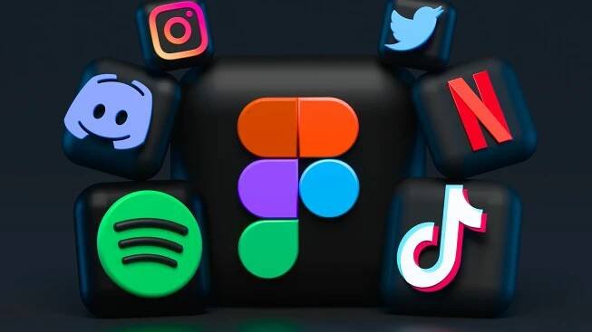 Sociální sítě se staly poprvé nejčastějším zdrojem informací v USA. V Česku je trend opačný