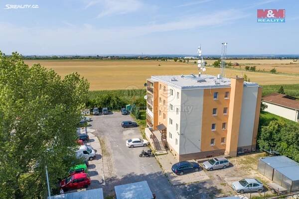 Prodej bytu 3+1 56 m², Horoušanská, Nehvizdy
