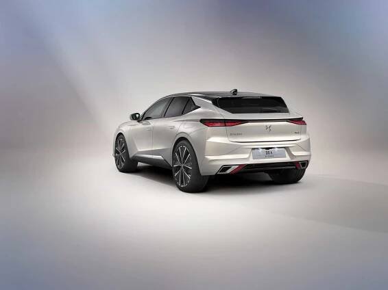 DS 4: kandidát č. 21 na čtenářské auto roku 2022 | MOTORVIZE.cz