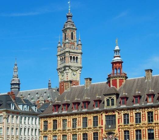 une piscine coque, une région: Lille