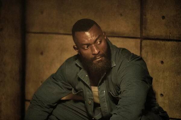 Živí mrtví - Odpočívej v pokoji - Z filmu - Michael James Shaw